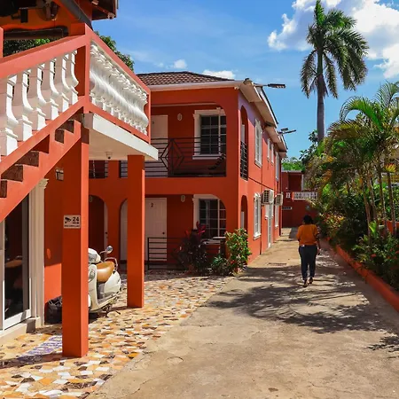 Paradise On The Rocks Hotel